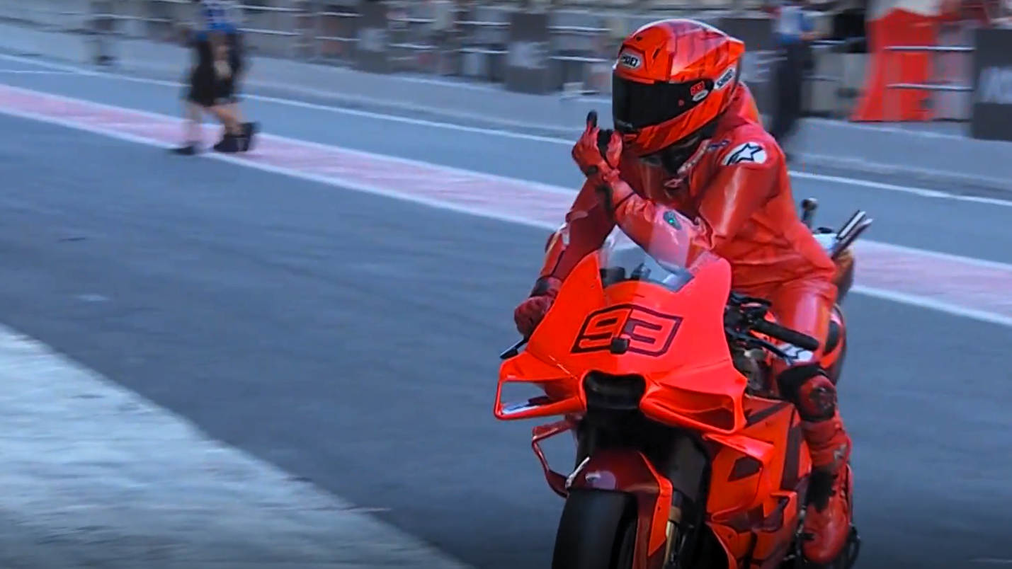 Marc Marquez middle finger @MotoGP.com